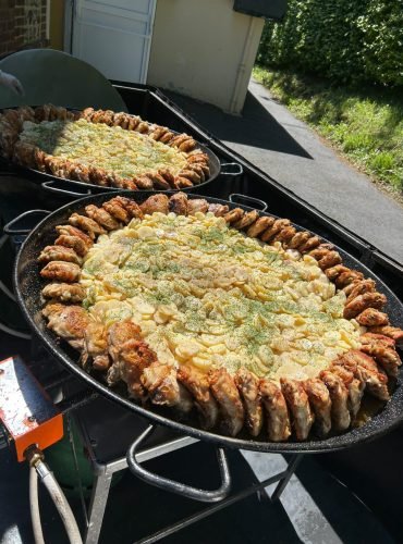 Poulet Vallée d’Auge traiteur fait maison sur place par un traiteur à Rouen en Normandie.